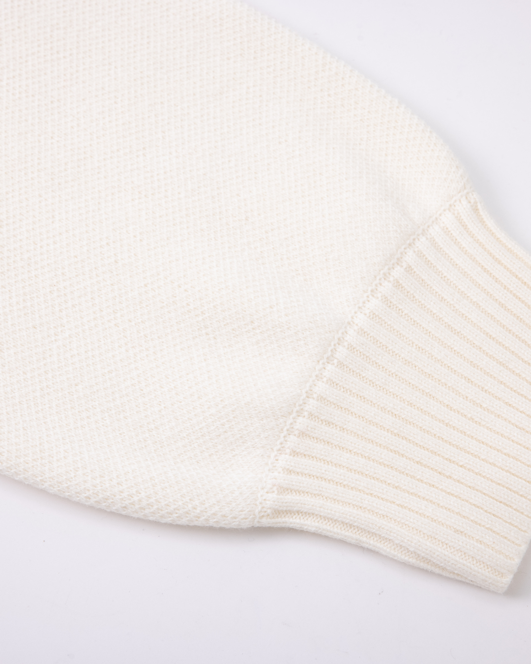 Pull en maille à col ras du cou | Blanc ivoire